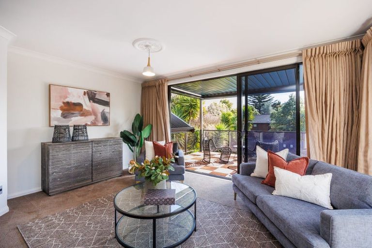 Photo of property in 23 Trent Avenue, Hokowhitu, Palmerston North, 4410