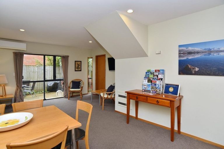 Photo of property in 40b Picton Avenue, Riccarton, Christchurch, 8011