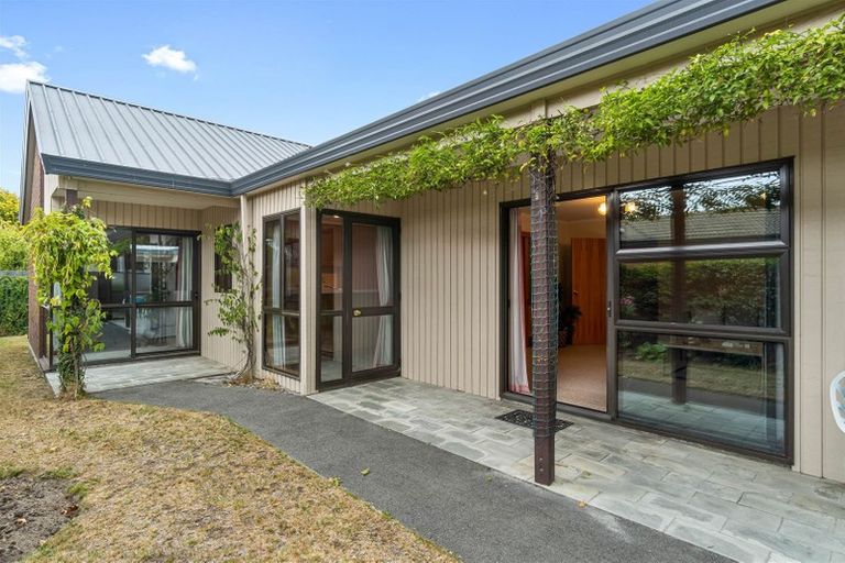 Photo of property in 110 Saint James Avenue, Papanui, Christchurch, 8053