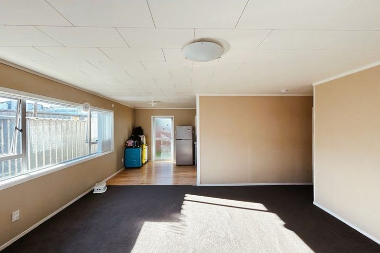Photo of property in 2/6 Snead Place, Hamilton East, Hamilton, 3216