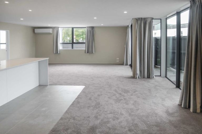 Photo of property in 95 Waimairi Road, Upper Riccarton, Christchurch, 8041