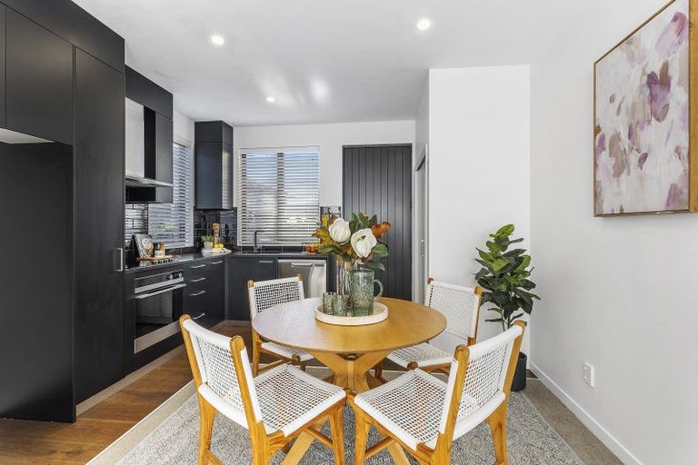 Photo of property in 20u6 Trent Street, Island Bay, Wellington, 6023