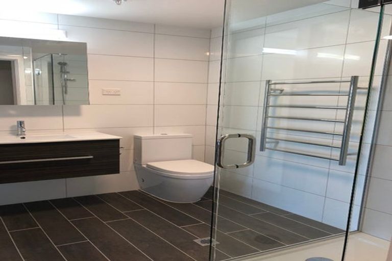 Photo of property in Frame Apartments, 901/111 Molesworth Street, Thorndon, Wellington, 6011