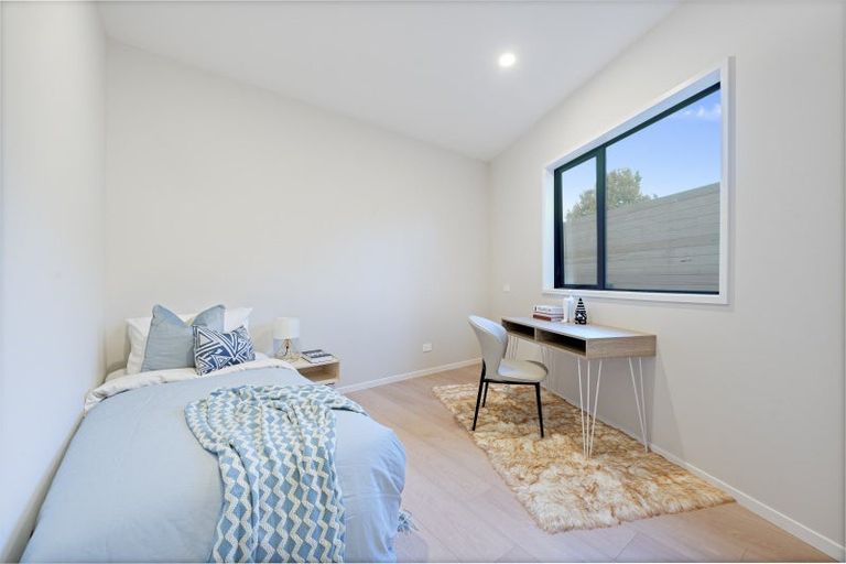 Photo of property in 70b Alexander Avenue, Torbay, Auckland, 0630