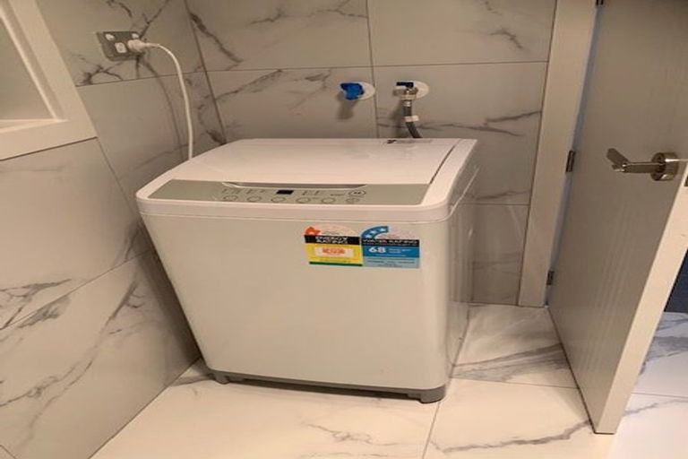 Photo of property in 16 Bushfield Drive, Flat Bush, Auckland, 2019