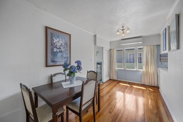 Photo of property in 32 Harold Holt Avenue, Onekawa, Napier, 4110