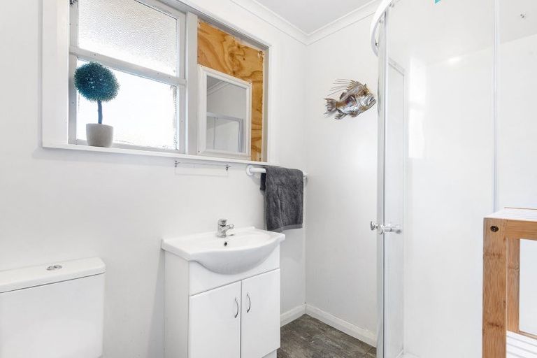Photo of property in 43 Doon Street, Mosgiel, 9024
