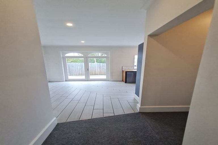 Photo of property in 364a Pages Road, Aranui, 8061
