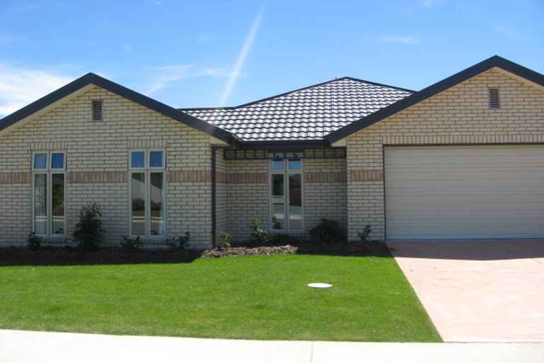 Photo of property in 44 Mistral Road, Northwood, Christchurch, 8051