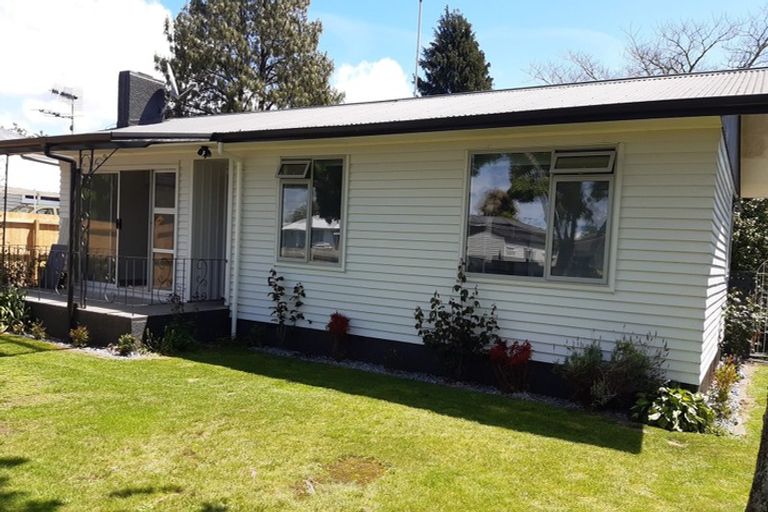 Photo of property in 70 Pandora Avenue, Sunnybrook, Rotorua, 3015