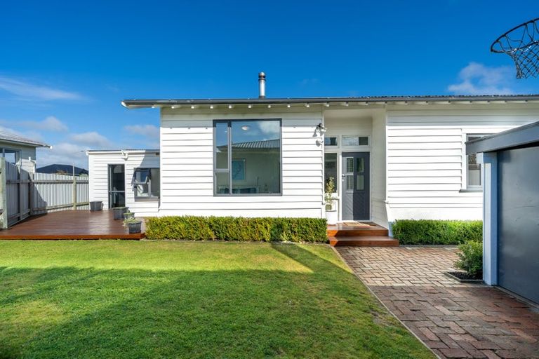 Photo of property in 1 Collingwood Street, Strathern, Invercargill, 9812