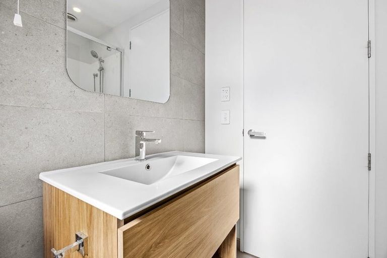 Photo of property in 6/63 Poulson Street, Addington, Christchurch, 8024
