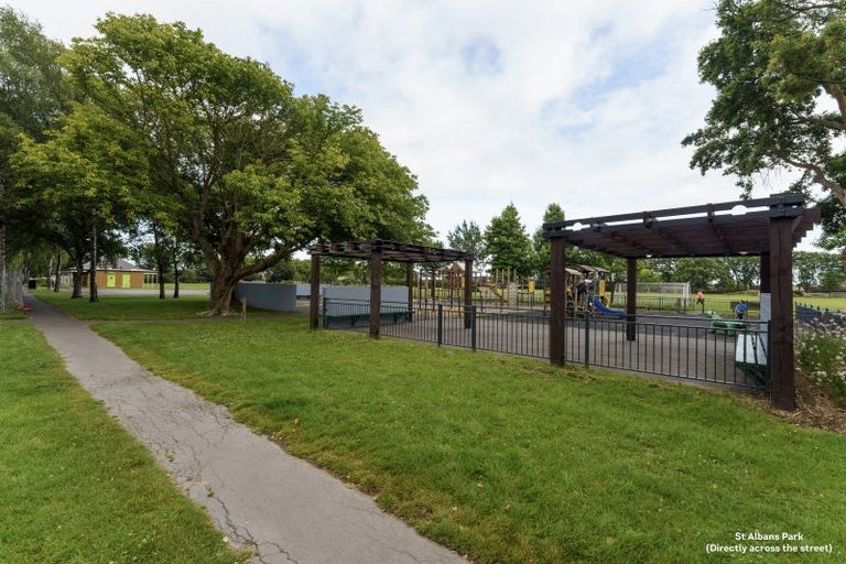 Photo of property in 2/34 Edward Avenue, Edgeware, Christchurch, 8013