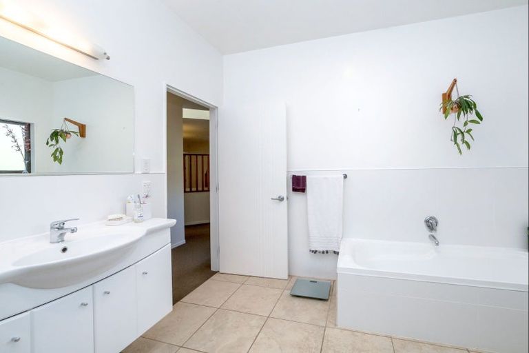 Photo of property in 328 Fabians Road, Morison Bush, Greytown, 5794