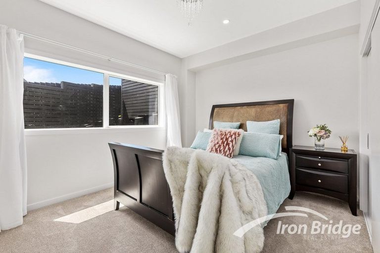 Photo of property in 20 Rauta Way, Helensville, 0800