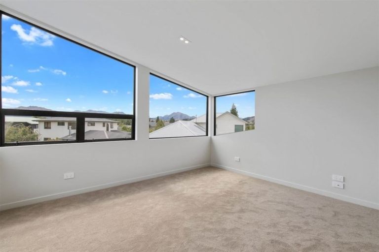 Photo of property in 39 Hyland Street, Wanaka, 9305