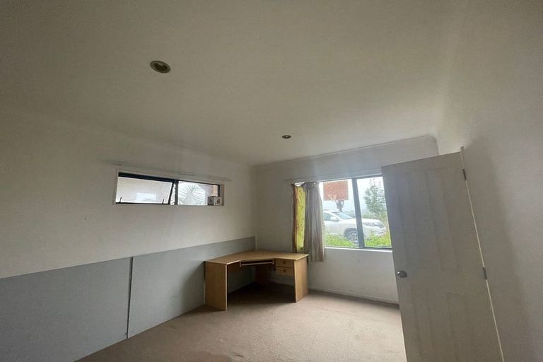 Photo of property in 16 Mangerton Lane, East Tamaki Heights, Auckland, 2016