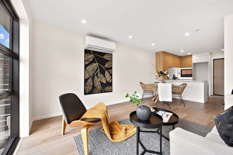 Photo of property in 57 Jabuka Street, Glen Eden, Auckland, 0602