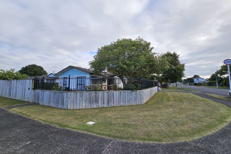 Photo of property in 1c Ebenezer Way, Clendon Park, Auckland, 2103