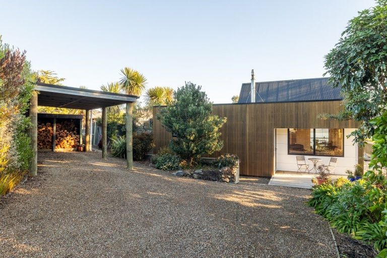 Photo of property in 4 James Drive, Diamond Harbour,  8971