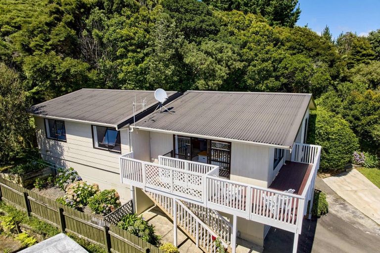 Photo of property in 16 Transom Close, Whitby, Porirua, 5024