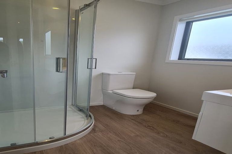 Photo of property in 128 Melksham Drive, Churton Park, Wellington, 6037