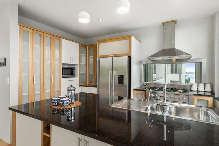 Photo of property in 22b Beach Road, Castor Bay, Auckland, 0620