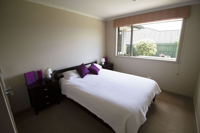 Photo of property in 22 Raddington Way, Huntington, Hamilton, 3210