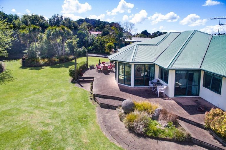 Photo of property in 32 Harrisville Road, Tuakau, 2121