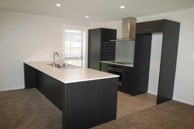 Photo of property in 25 Pohe Street, Waikanae, 5036