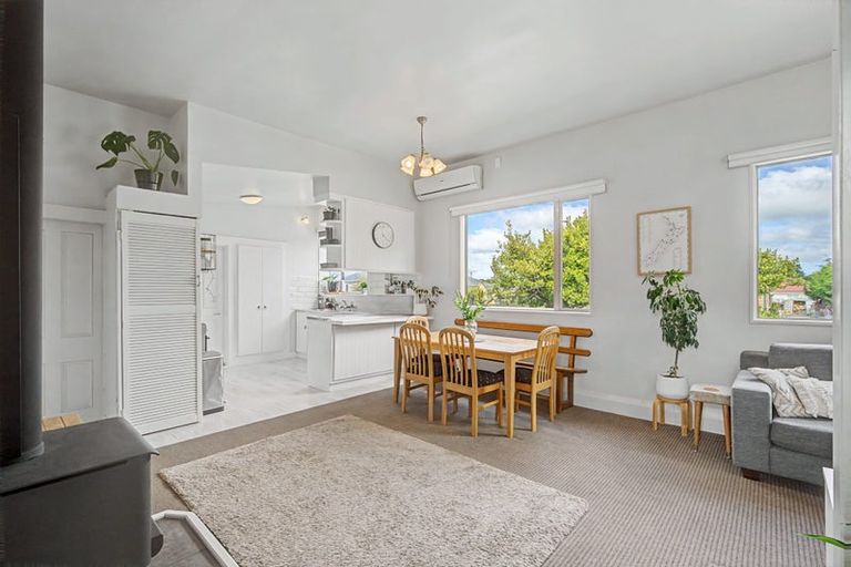 Photo of property in 1 Collingwood Street, Strathern, Invercargill, 9812