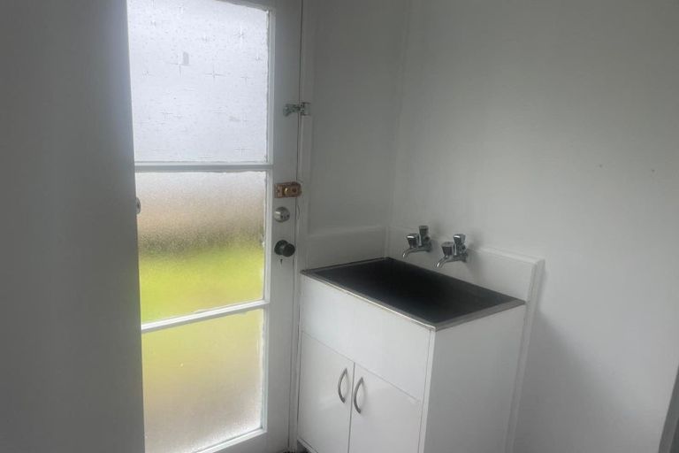Photo of property in 54 Glen Road, Ranui, Auckland, 0612