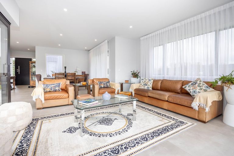Photo of property in 17 Riverside Way, Ngaruawahia, Huntly, 3771