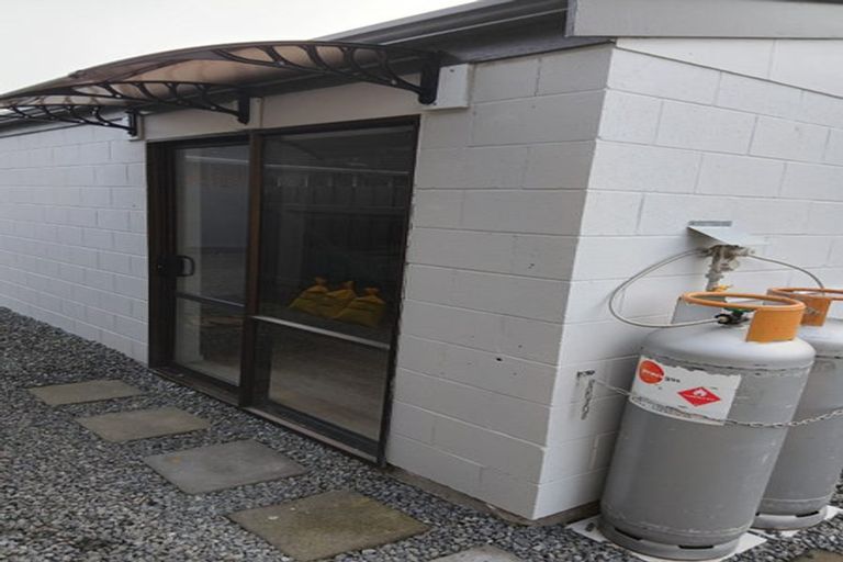 Photo of property in 12 Leverett Place, North New Brighton, Christchurch, 8083