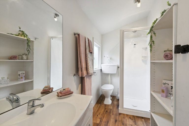 Photo of property in 96 Pirie Street, Mount Victoria, Wellington, 6011