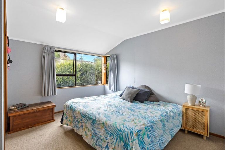Photo of property in 24 Maygrove Drive, Orewa, 0931