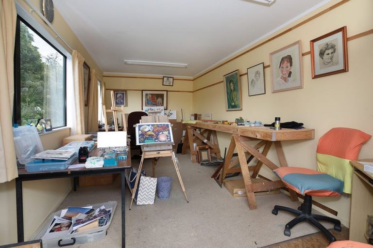 Photo of property in 67 Sandon Road, Feilding, 4702