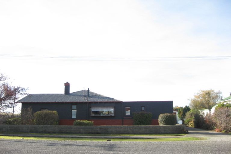 Photo of property in 2 Hope Street, Mataura, 9712