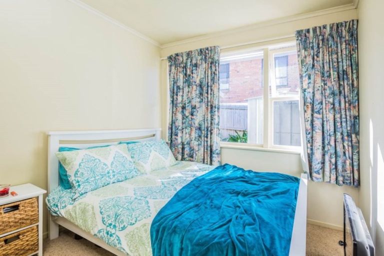 Photo of property in 20 Tristram Avenue, Forrest Hill, Auckland, 0620
