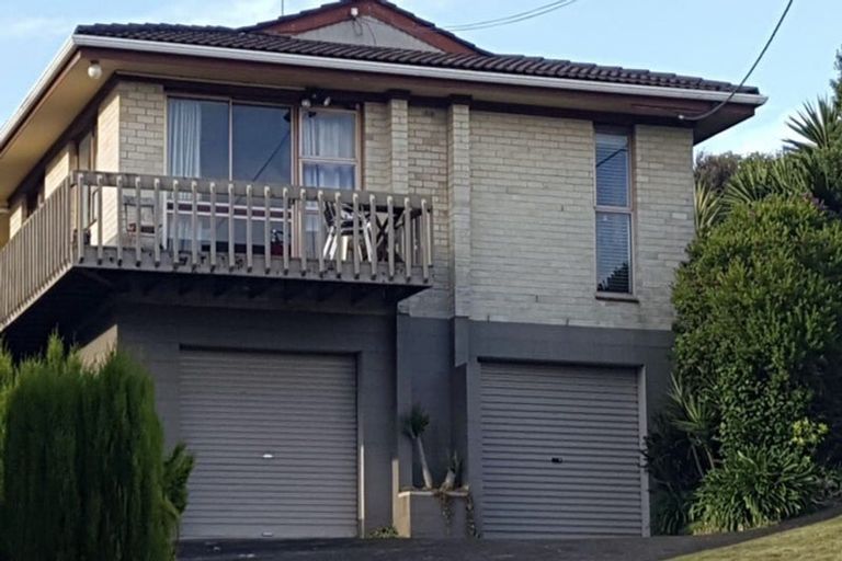 Photo of property in 2/34 Teal Crescent, Beach Haven, Auckland, 0626