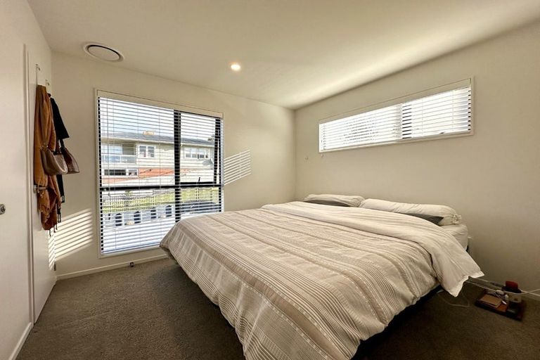 Photo of property in 3 Morihana Close, Glen Eden, 0602