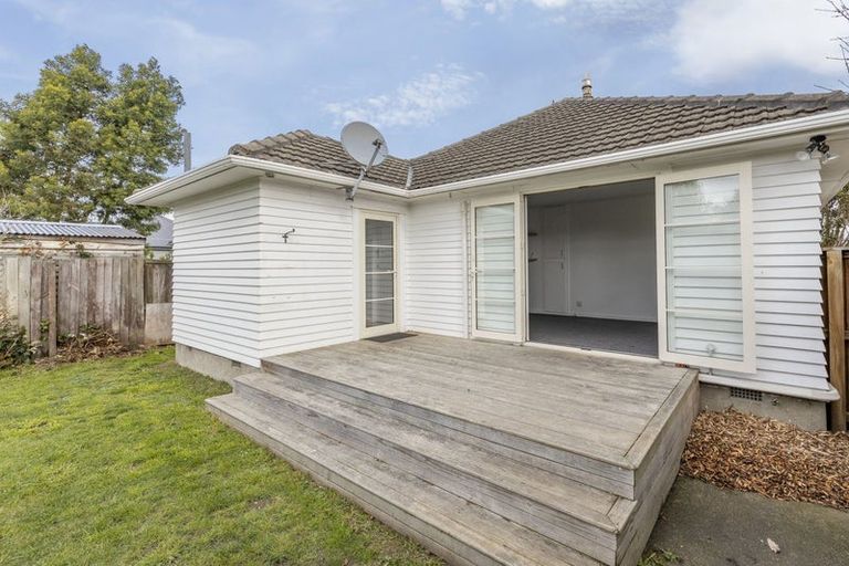 Photo of property in 44 Glenfield Crescent, Mairehau, Christchurch, 8052