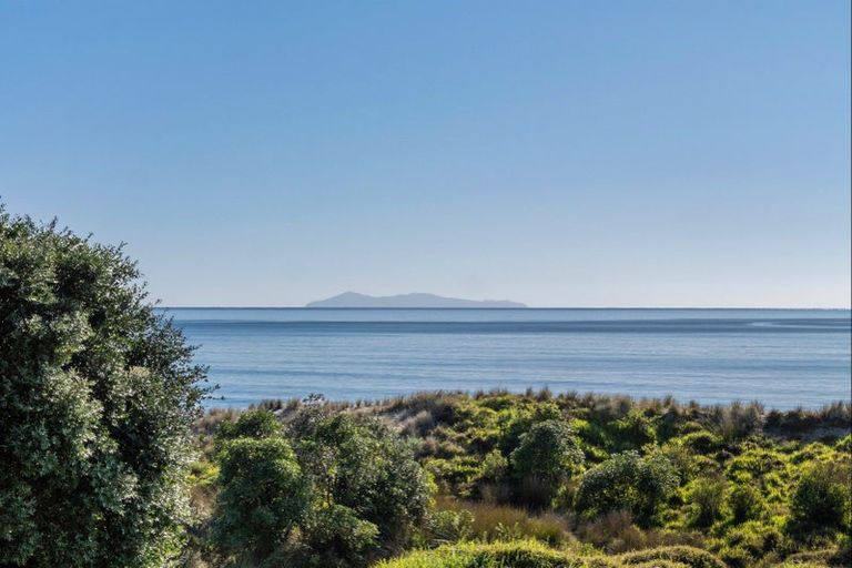 Photo of property in 331 Oceanbeach Road, Mount Maunganui, 3116