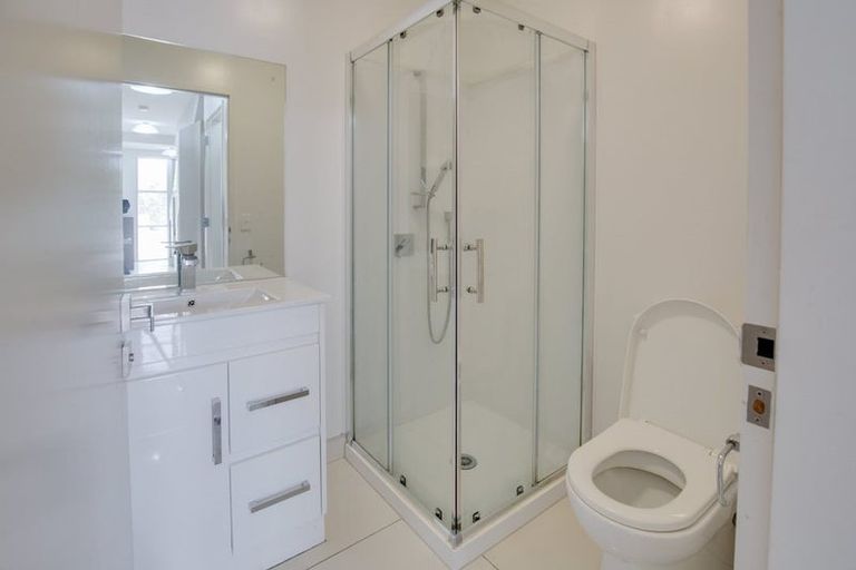 Photo of property in 3a Anderson Terrace, Mount Cook, Wellington, 6021