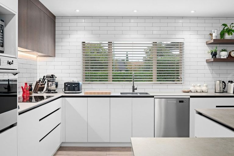 Photo of property in 47 The Esplanade, Huntington, Hamilton, 3210