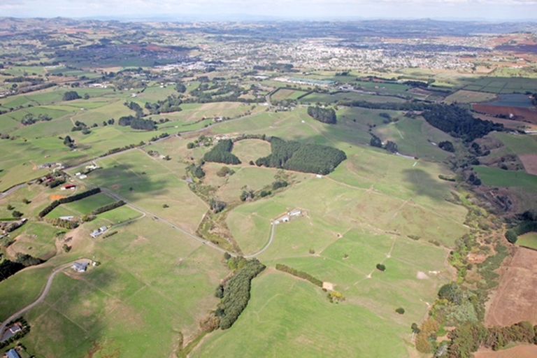 Photo of property in 95a Ostrich Farm Road, Pukekohe, 2676