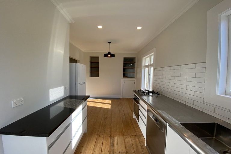 Photo of property in 7a Freyberg Street, Lyall Bay, Wellington, 6022