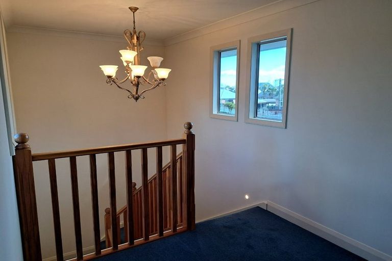 Photo of property in 11 Kereru Lane, Riccarton, Christchurch, 8011