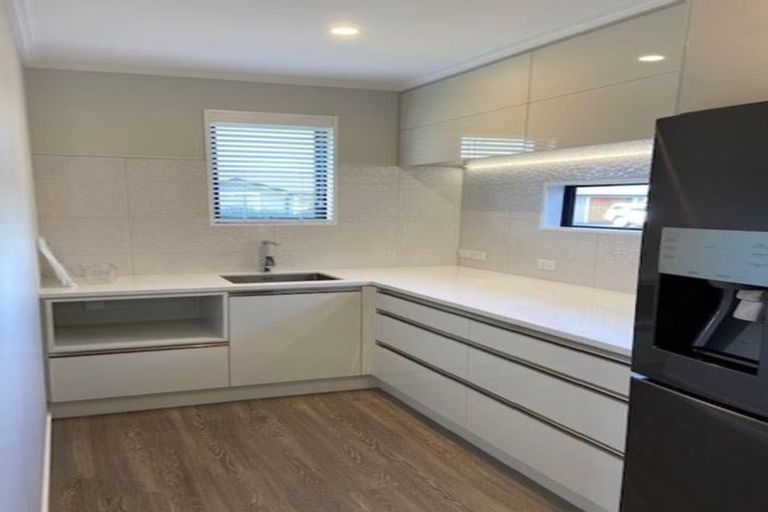 Photo of property in 8 Jozecom Place, Rolleston, 7614