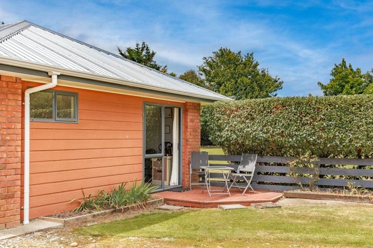 Photo of property in 39 Kew Road, Westport, 7825